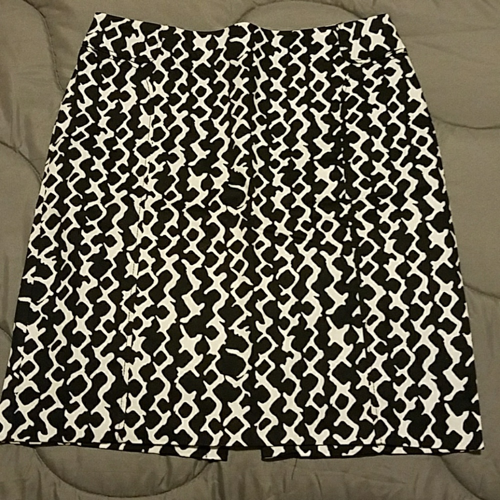 Pencil skirt